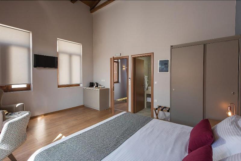 Bluebell Luxury Suites Chania  Exterior photo